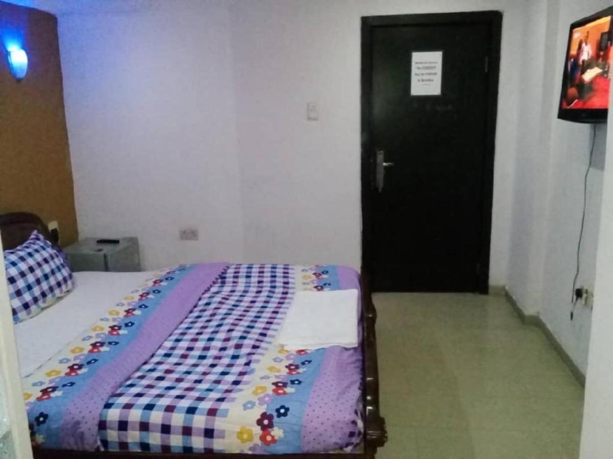 Theodawn Hotels @ Suite 29 Ikeja Buitenkant foto