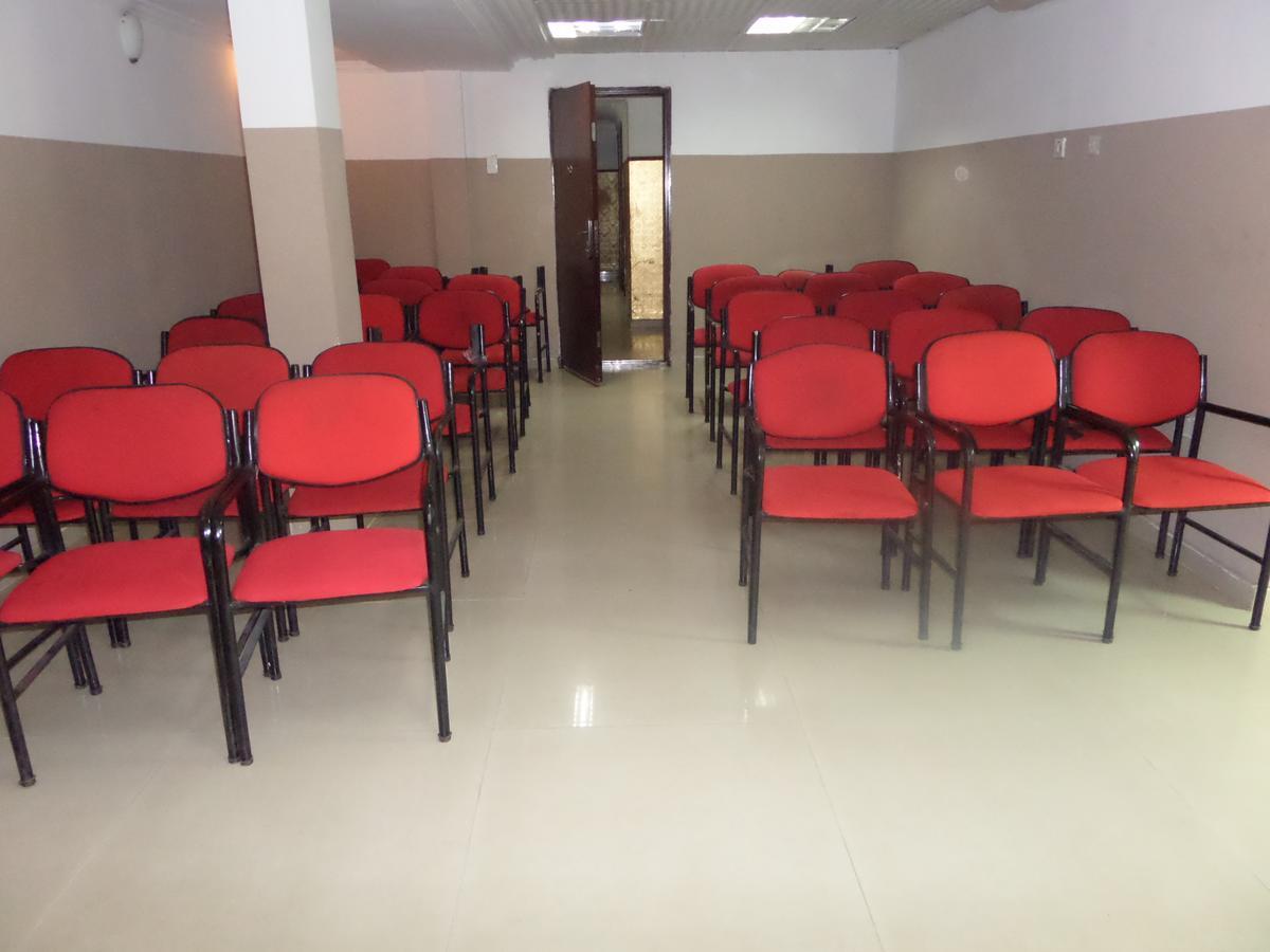 Theodawn Hotels @ Suite 29 Ikeja Buitenkant foto