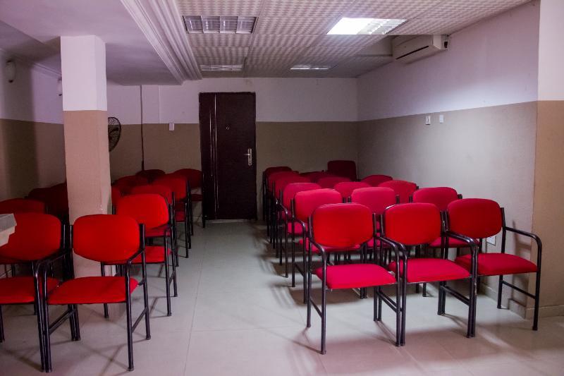 Theodawn Hotels @ Suite 29 Ikeja Buitenkant foto