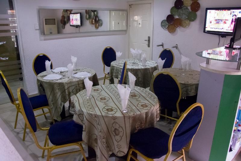 Theodawn Hotels @ Suite 29 Ikeja Buitenkant foto