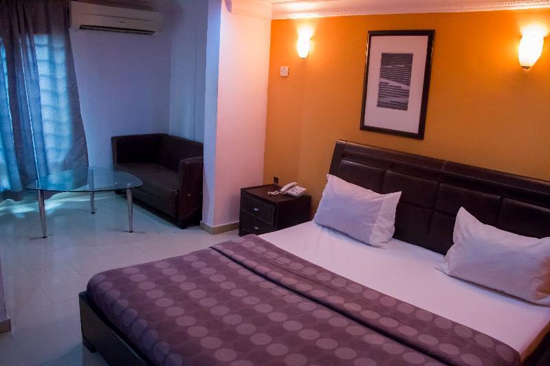 Theodawn Hotels @ Suite 29 Ikeja Buitenkant foto